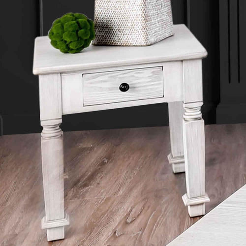 Teiloj End Table