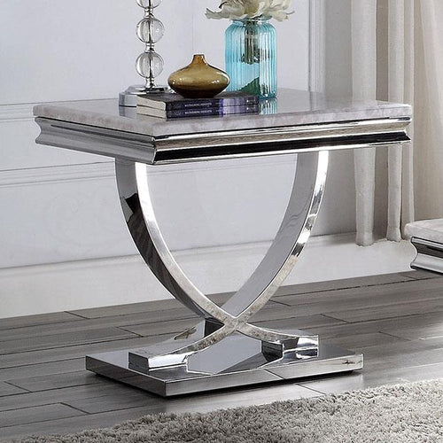 Negnittew Coffee Table Set