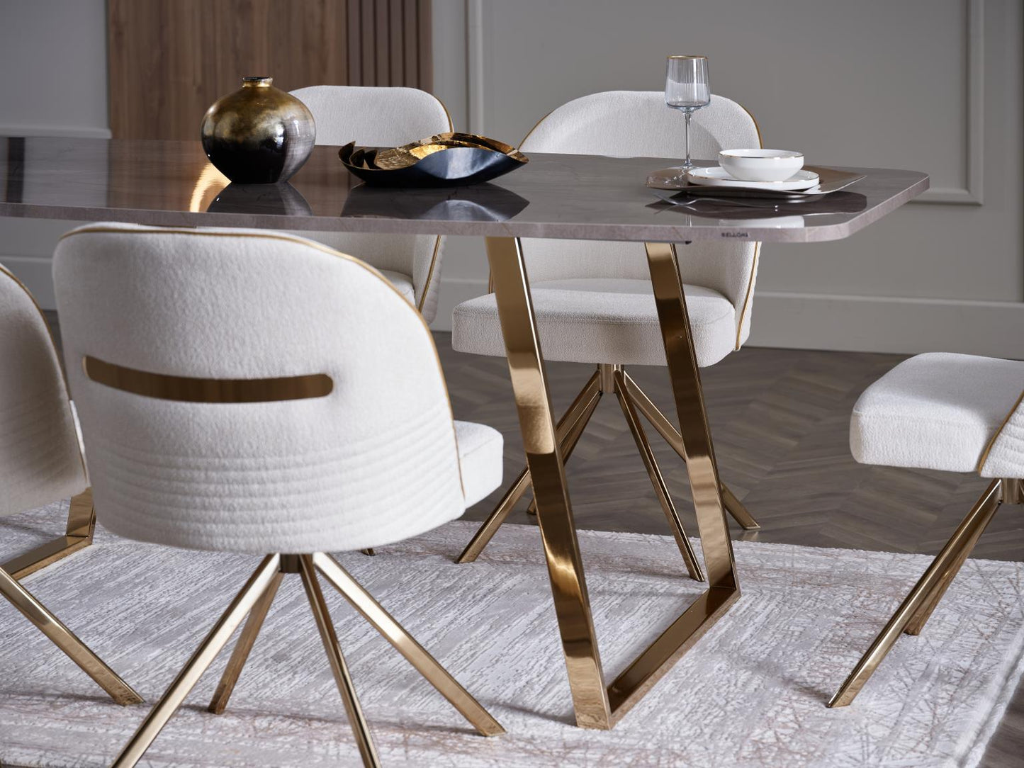 Acinorev Dinning Set With 4 Chairs