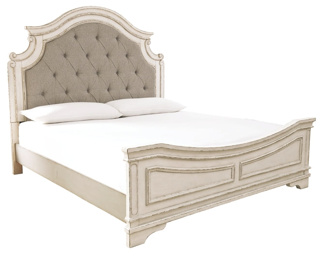 Realyn Upholstered Panel Bed