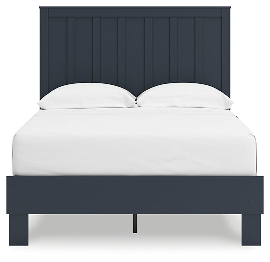 Ashley Express - Simmenfort Platform Bed
