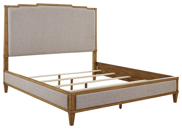 Sharlance Upholstered Panel Bed