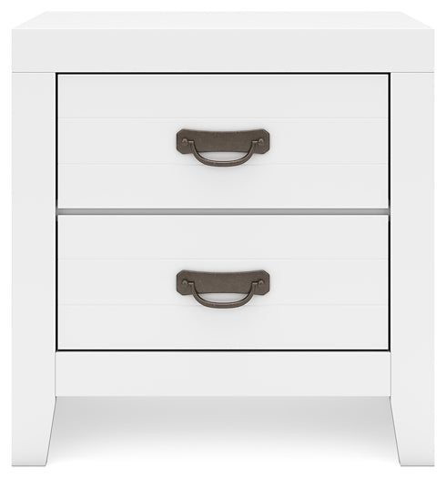 Binterglen Queen Panel Bed with Mirrored Dresser, Chest and Nightstand