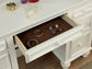 yhta Vanity w/ Stool