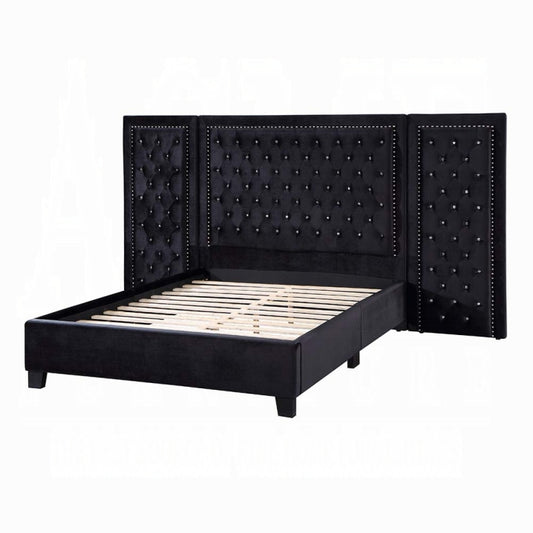 Yzamad Queen Bed