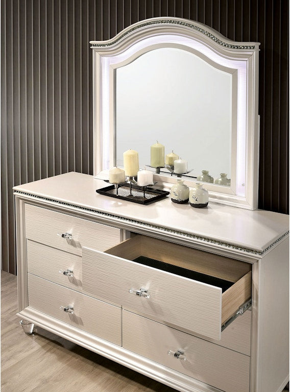 Eilla Bedroom Set