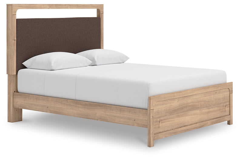 Kinlanni Queen Upholstered Platform Bed