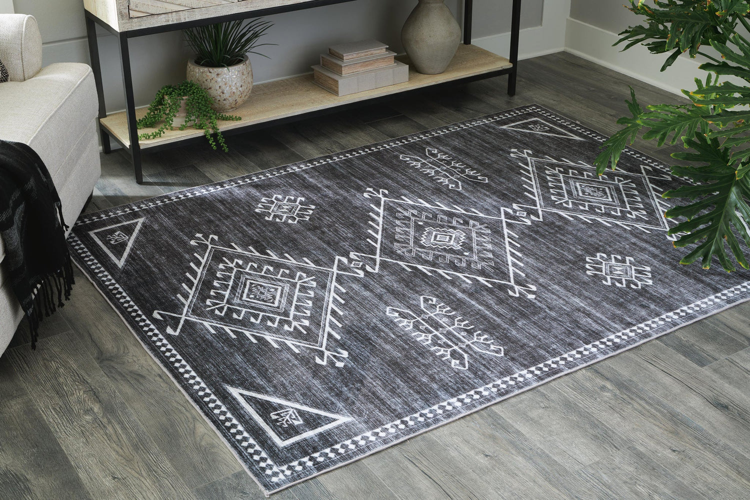 group:Arloman