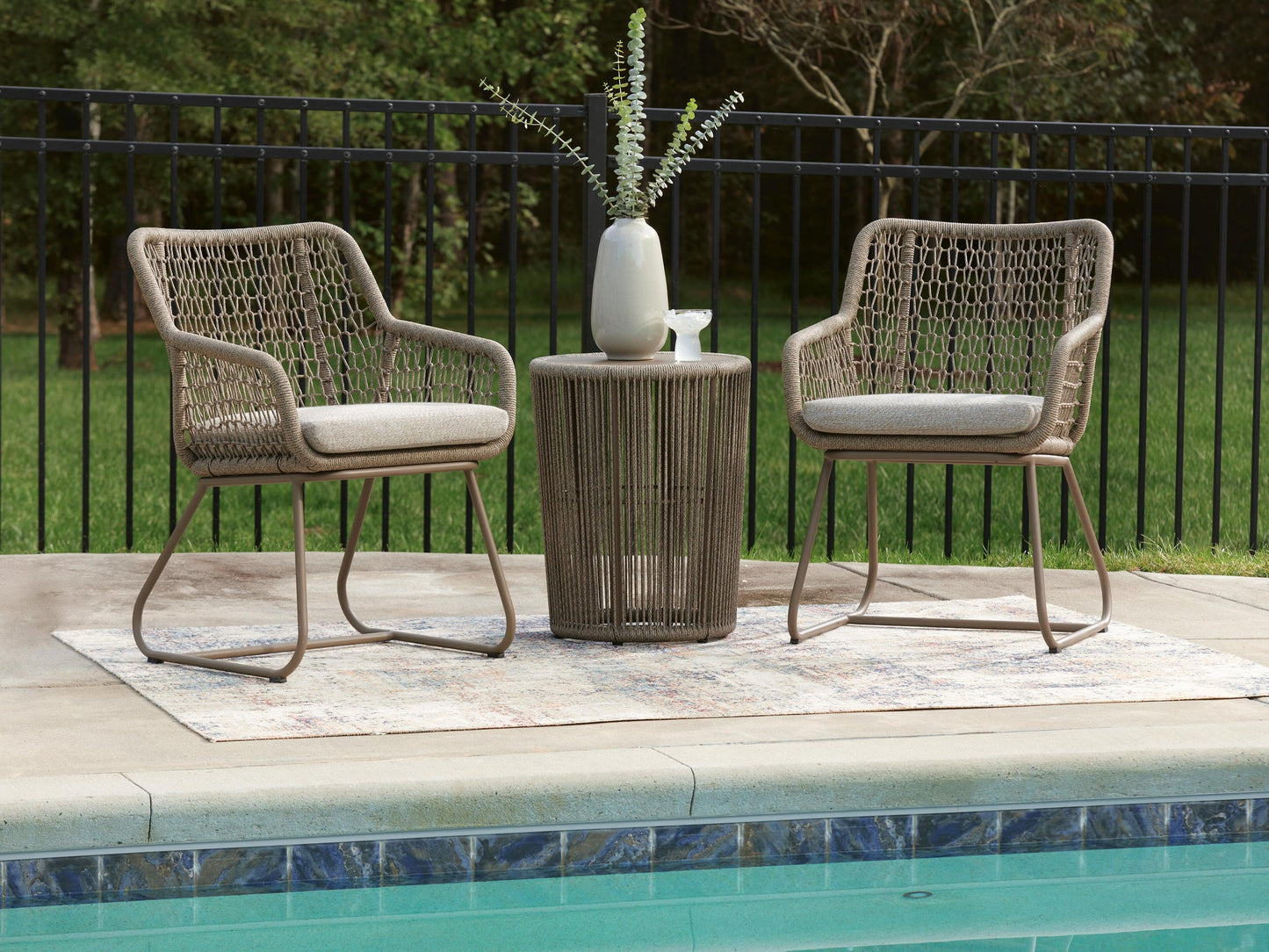 Ashley Express - Majors Beach Chairs w/CUSH/Table Set (3/CN)