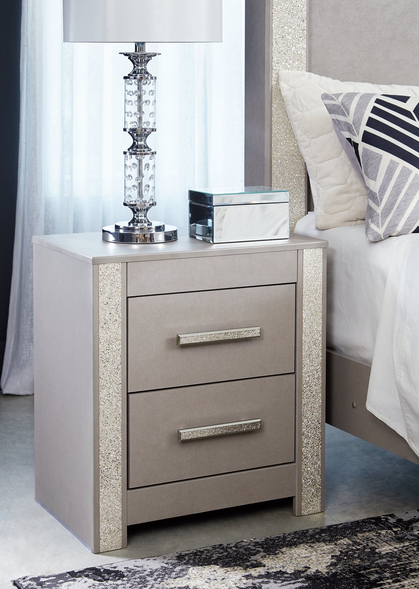 Surancha Full Panel Bed with Mirrored Dresser, Chest and 2 Nightstands
